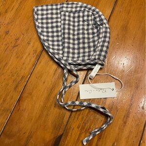 Rylee + Cru brimmed bonnet in marine Gingham. Size 6-12M
